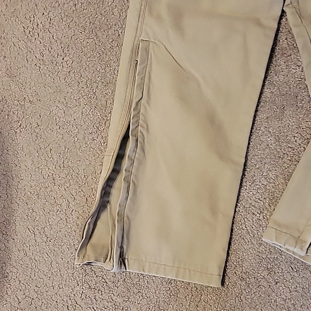 COLOMBIA OUTDOOR JEANS ZIPPER BOTTOMS ADJUSTABLE WAIST DOUBLE KNEE STYLE 34